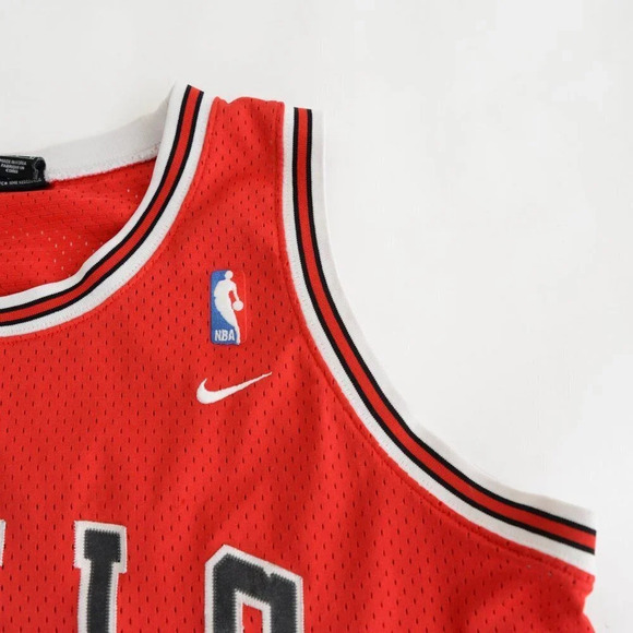 Vintage Nike Red Check Chicago Bulls Tyson Chandler 2001 NBA Home Jersey Size LG - Picture 7 of 12